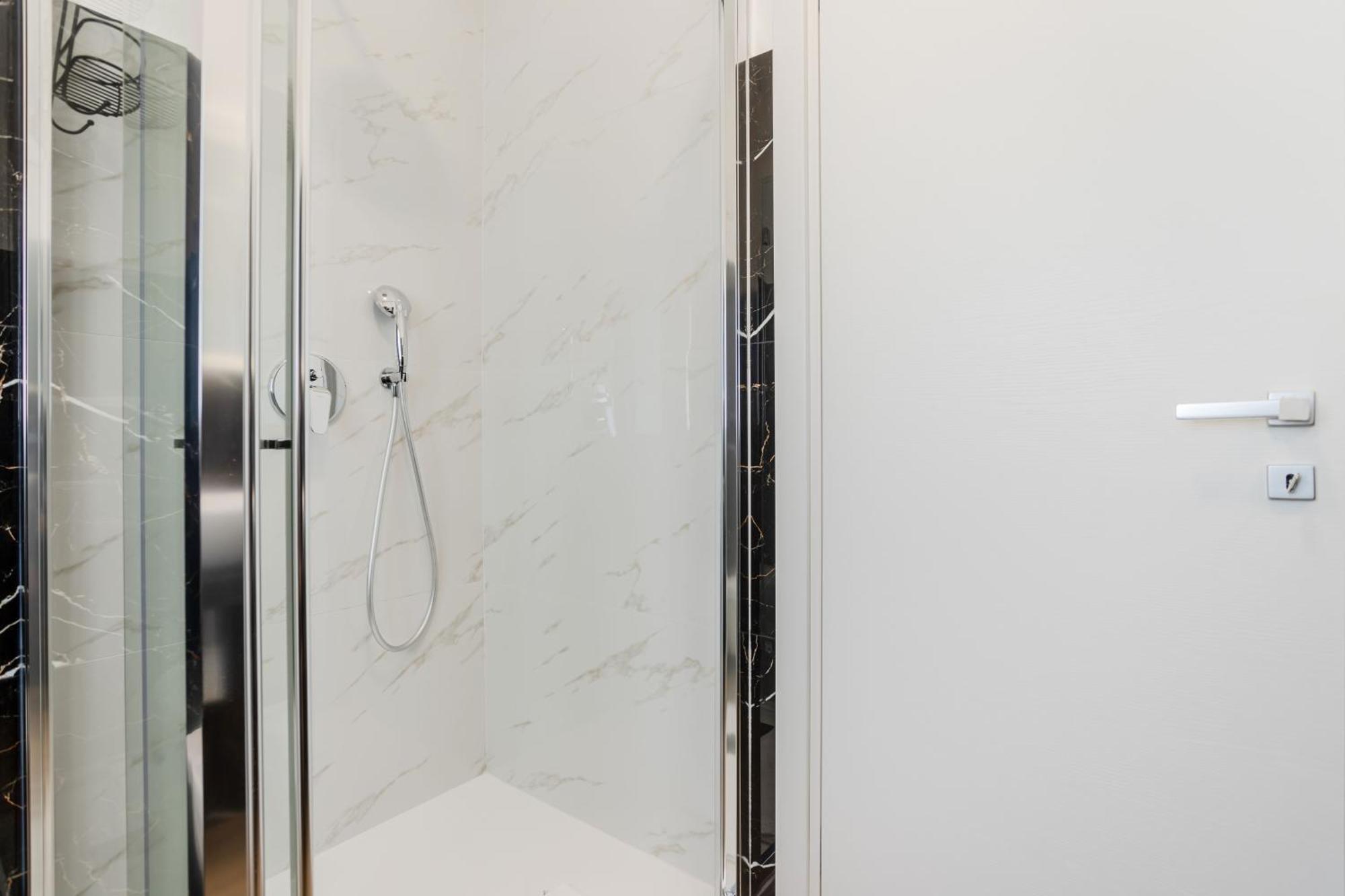 Pietramare Luxury Suites Bari Exterior photo