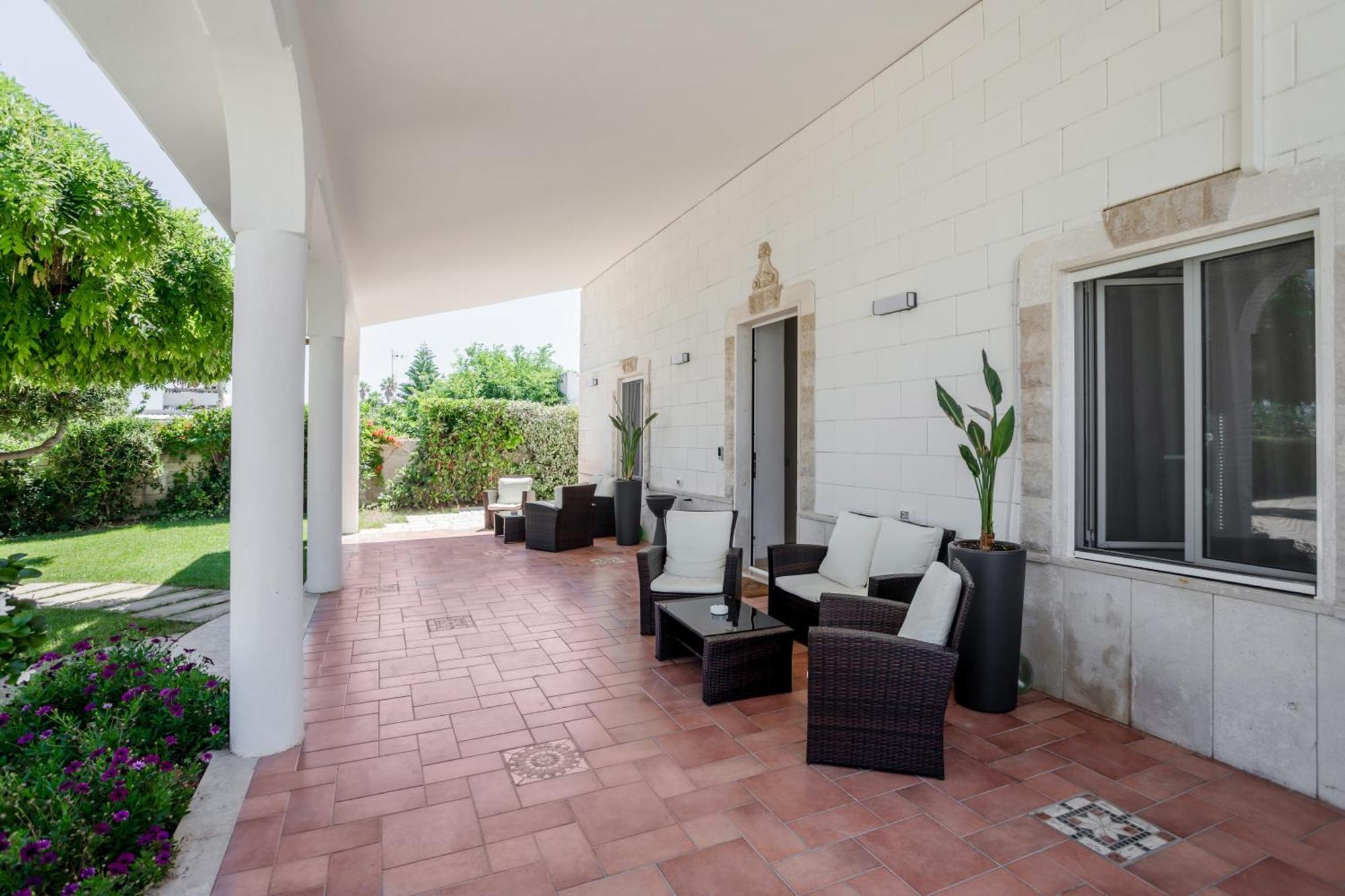 Pietramare Luxury Suites Bari Exterior photo