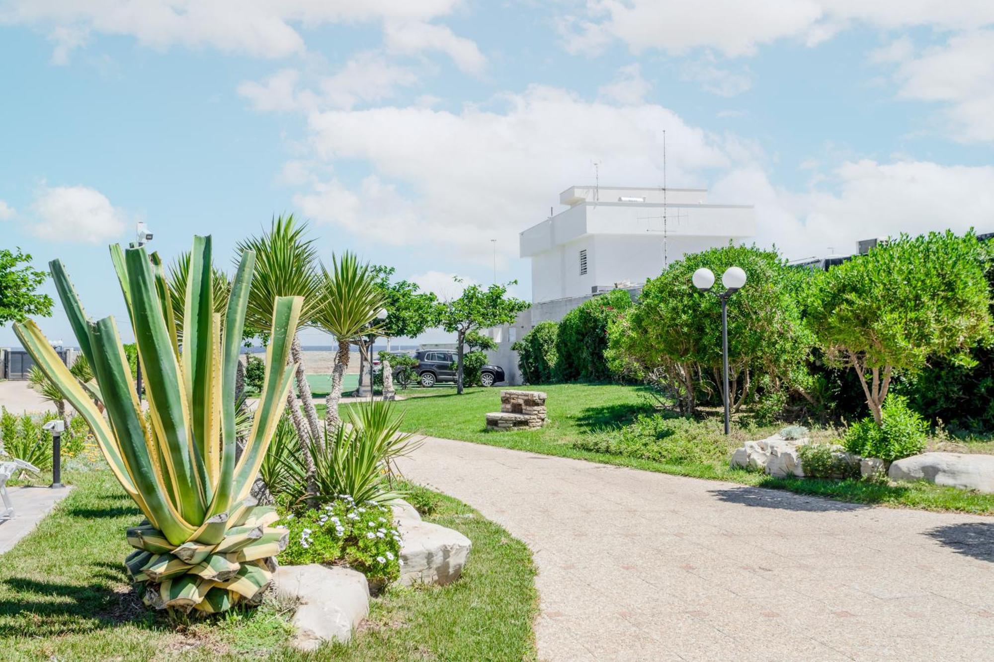 Pietramare Luxury Suites Bari Exterior photo