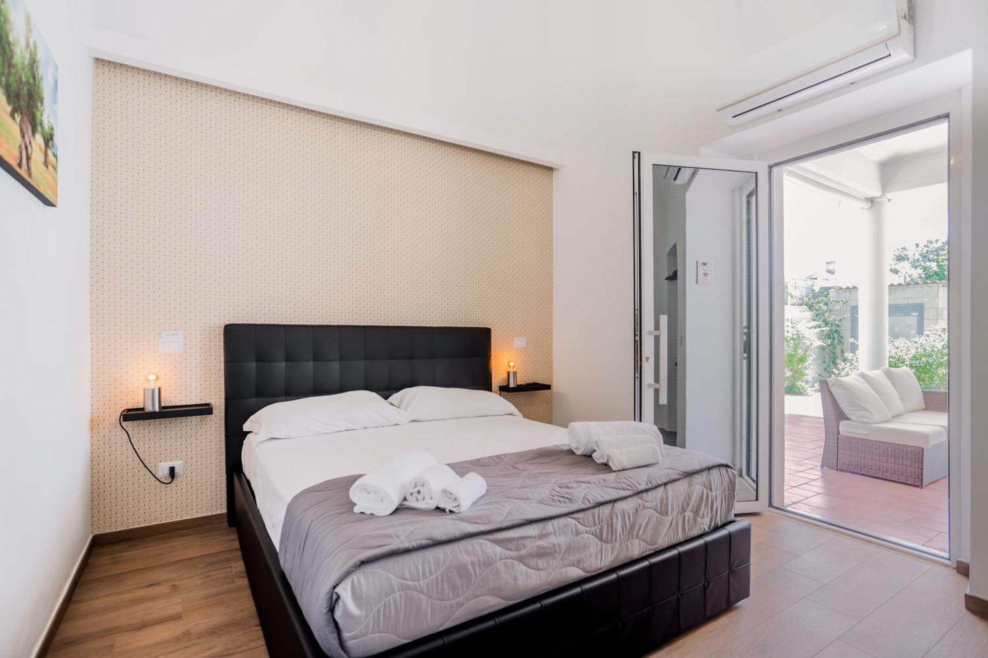 Pietramare Luxury Suites Bari Exterior photo